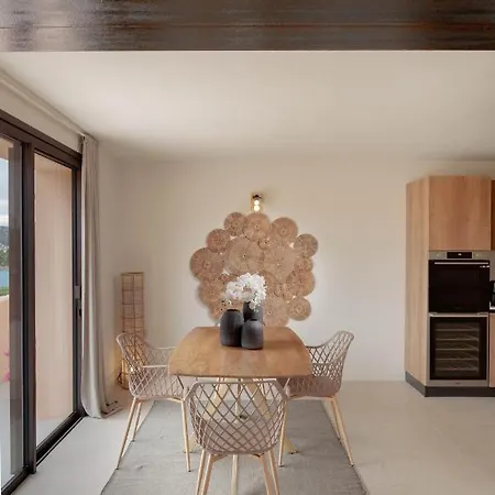 Apartment Emeraldway - Leo *
